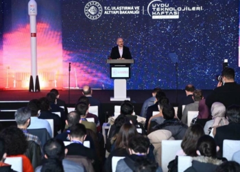 TÜRKSAT 5B haberleşme uydusu uzaya gönderiliyor