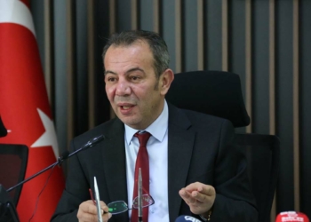 Tanju Özcan'dan 2 bin kişi hakkında suç duyurusu