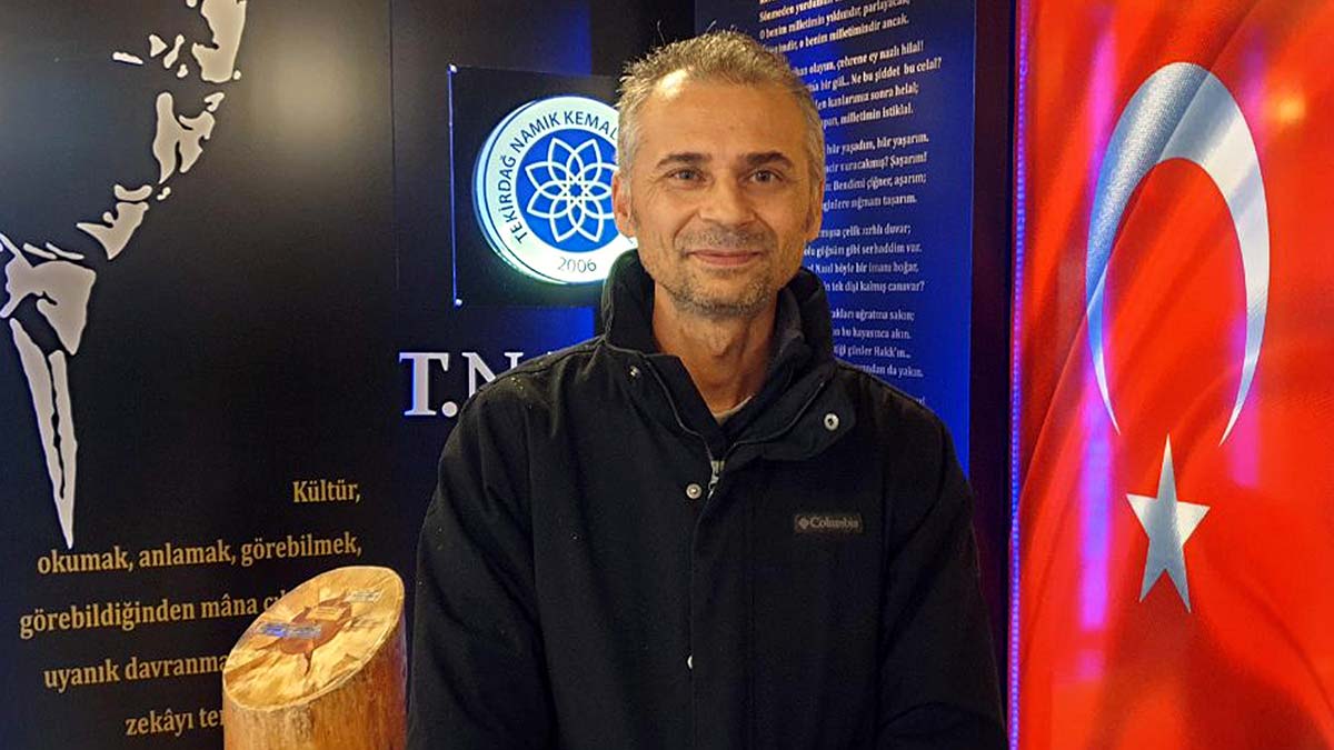 " Popülasyonları çok yüksek seviyelere çıkabiliyor. Ama bazen de çok düşük seviyelerde inebiliyor"