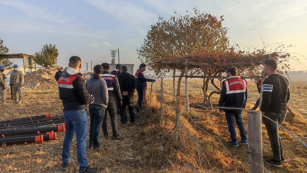 Toprağa gömülü 1250 uyuşturucu hap ele geçirildi_