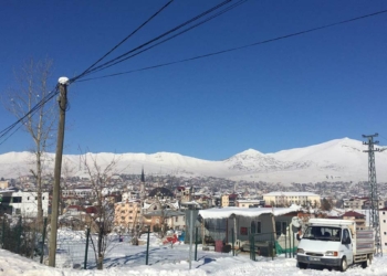 Tufanbeyli ilçesinde hava sıcaklığı eksi 20,6