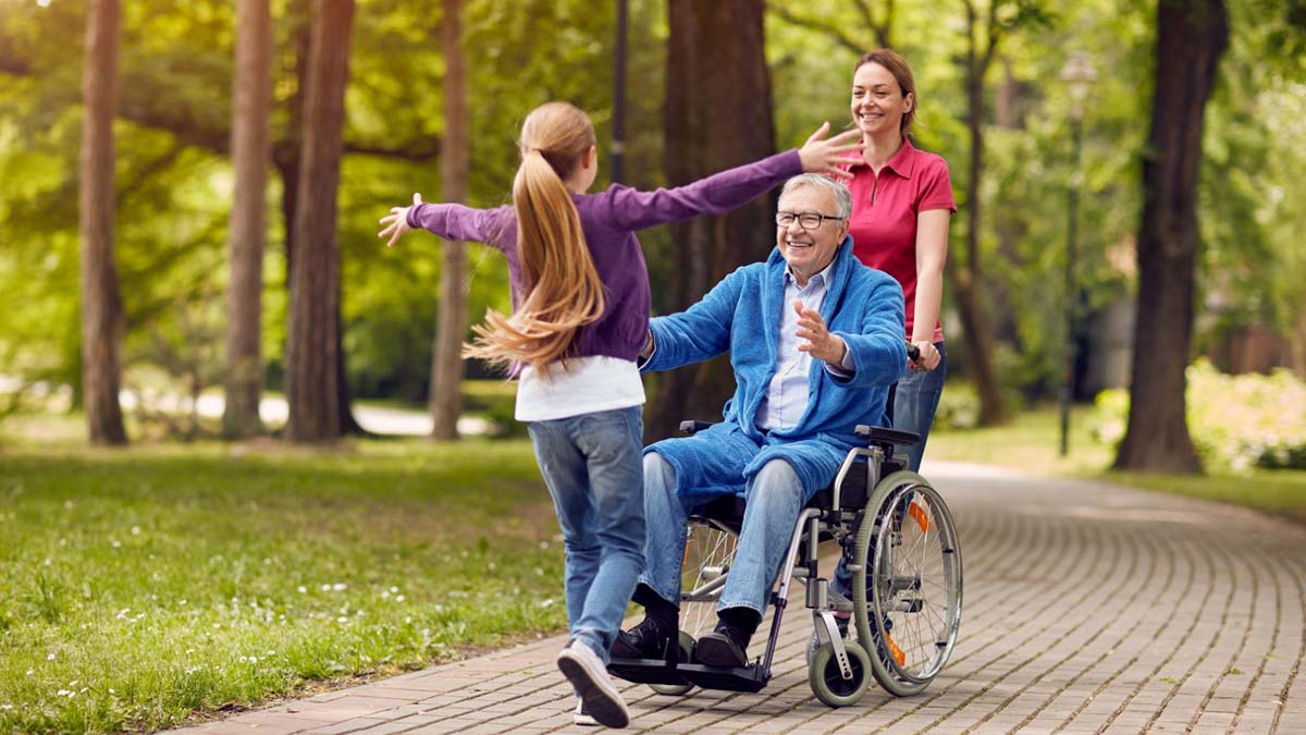 " Yaşlanma ile kronik hastalıkların sıklıkların artmasına bağlı olarak bu oran artmaktadır."