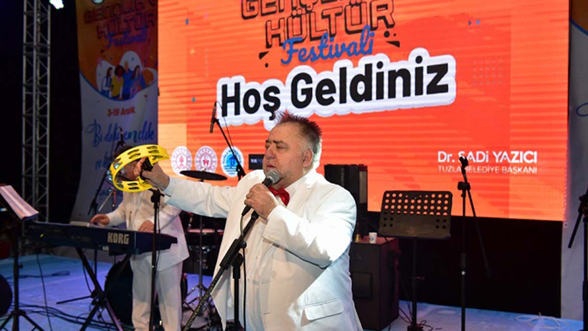 Tuzla Gençlik ve Kültür Festivali'nde Hababam rüzgarı