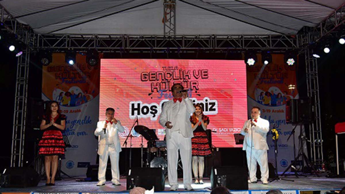 3 Aralık’ta kapılarını ziyaretçilerine açan Tuzla Gençlik ve Kültür Festivali 15 gün boyunca ziyaretçilerini ağırlayacak.