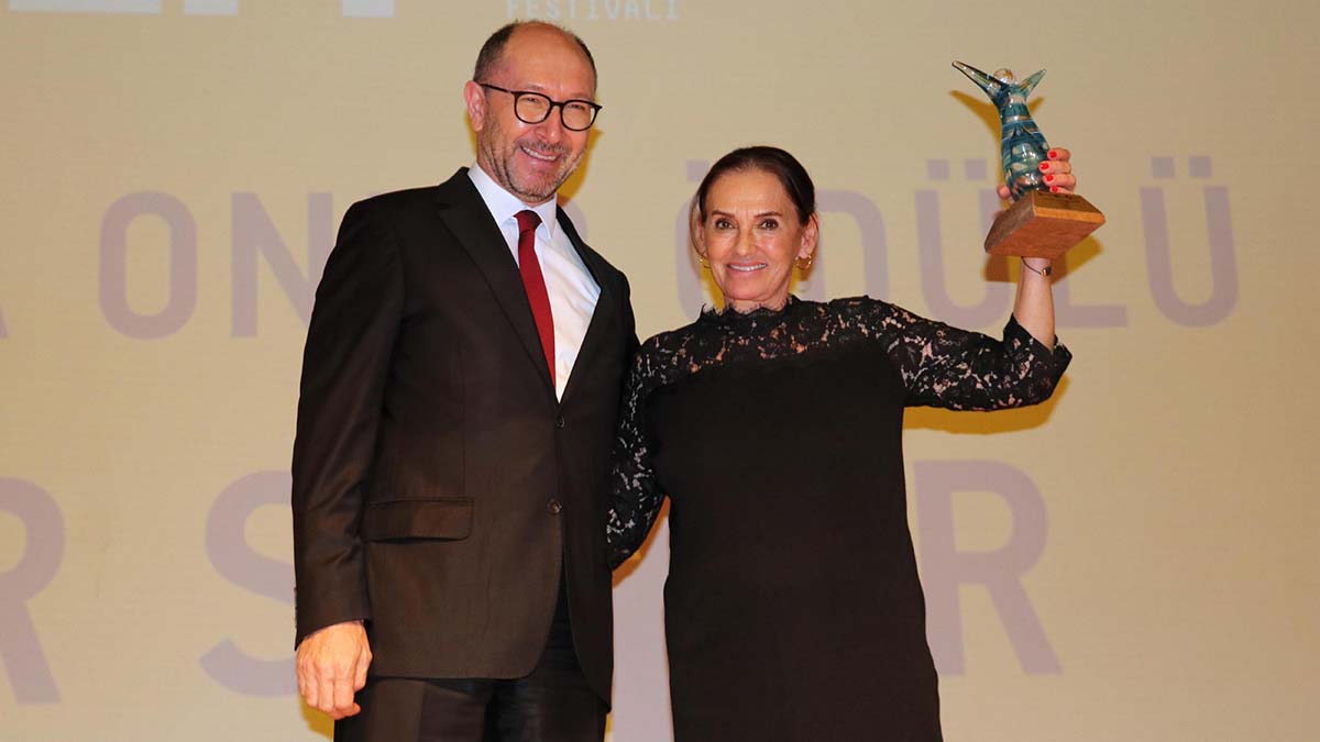 " Öğrenciler her zaman benim için çok önemli oldu"