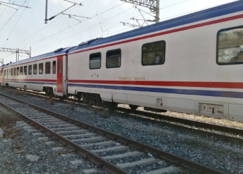 Üniversite öğrencisi Doğu Ekspresi'nden düştü