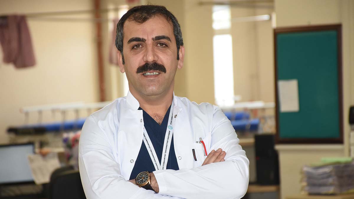 Uzmanı uyardı: Sahte alkol solunumu baskılıyor