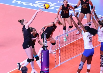 VakıfBank Brezilya ekibi Minas'ı 3-0 yendi