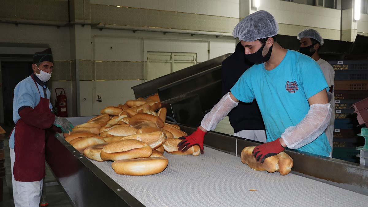 Van Valisi ekmek zammını onaylamadı