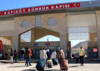 Van'a 1 ayda 18 bin turist geldi