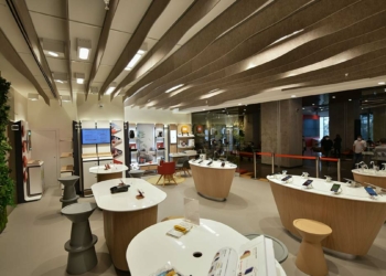 Vodafone Türkiye genelinde mağazalarını yeniledi