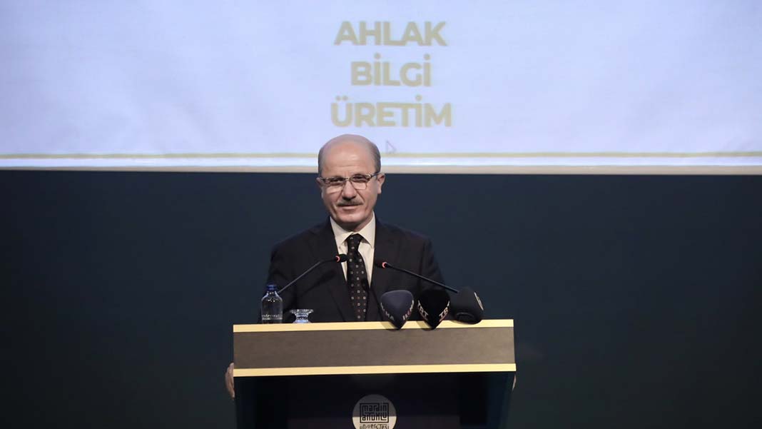 YÖK Başkanı: Üniversite demek gelenek demek