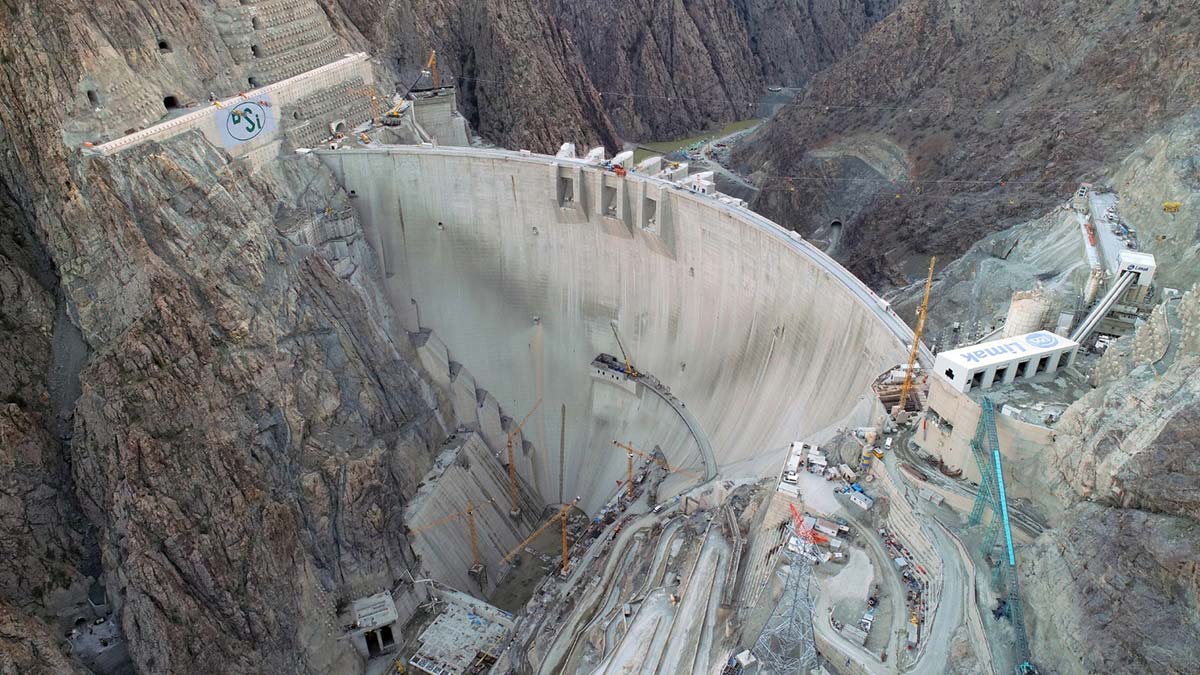 Yusufeli Barajı'nın inşaatı tamamlandı