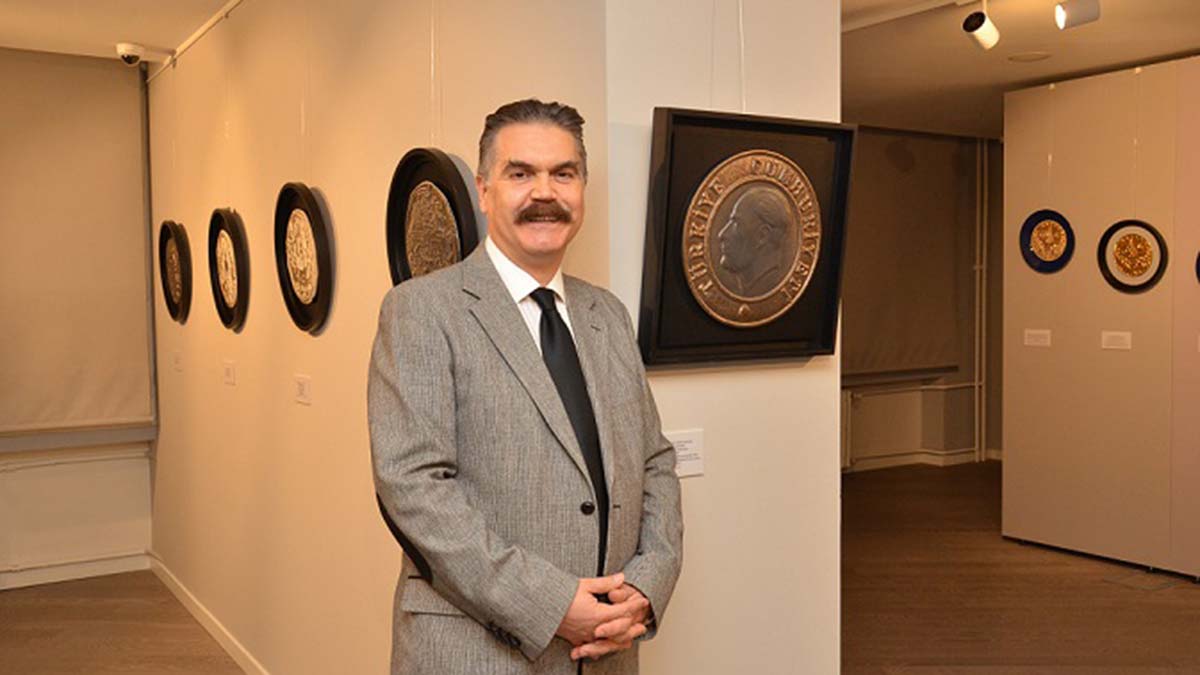 ‘Zamanın Hazinesi’ adlı seramik sergisi 6 Mart 2022 tarihine kadar ziyaretçilere açık olacak