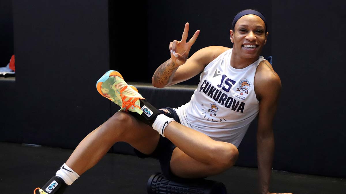 ABD'li guard Jasmine Thomas Çukurova Basketbol'da