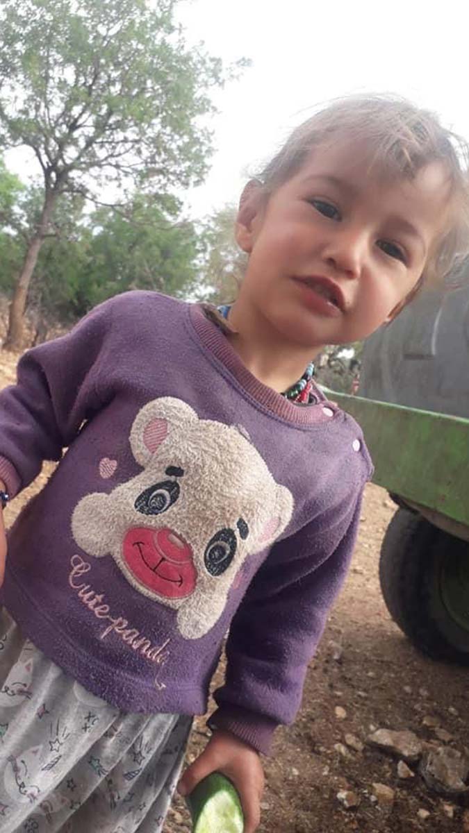 CHP'lilerden Müslüme ve Cihan bebek başvurusu