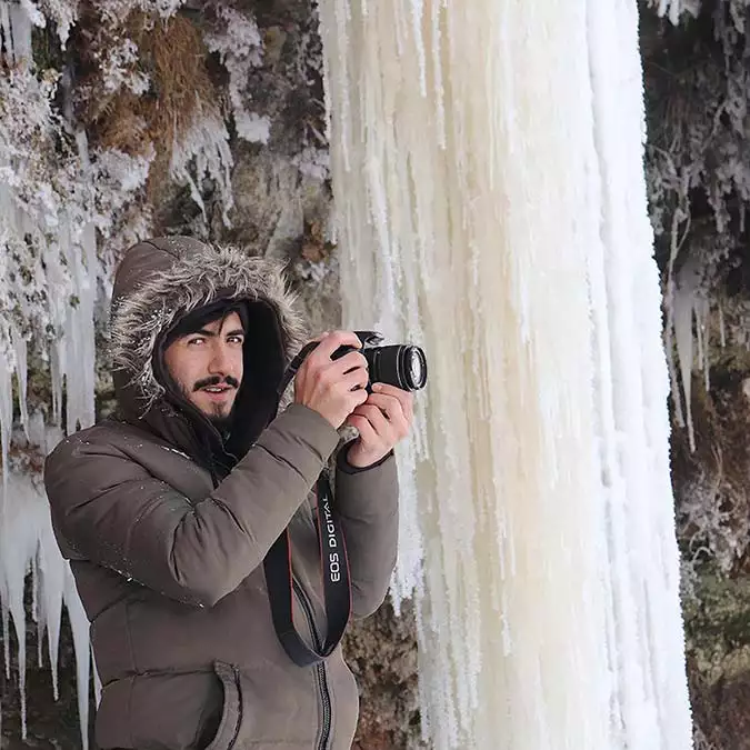 Ağrı'da dere ve göller dondu