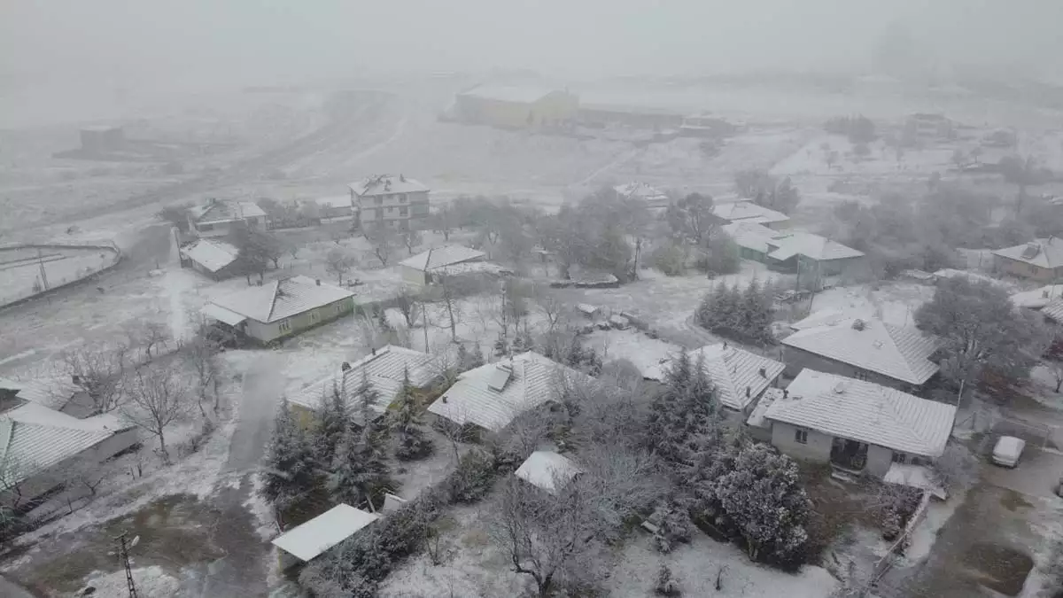 Bala'da kar yağışı etkili oldu