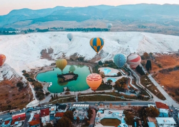 Pamukkale turizmi 2021'de kötü başladı, iyi bitti
