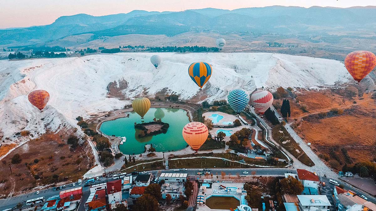 Pamukkale turizmi 2021'de kötü başladı, iyi bitti