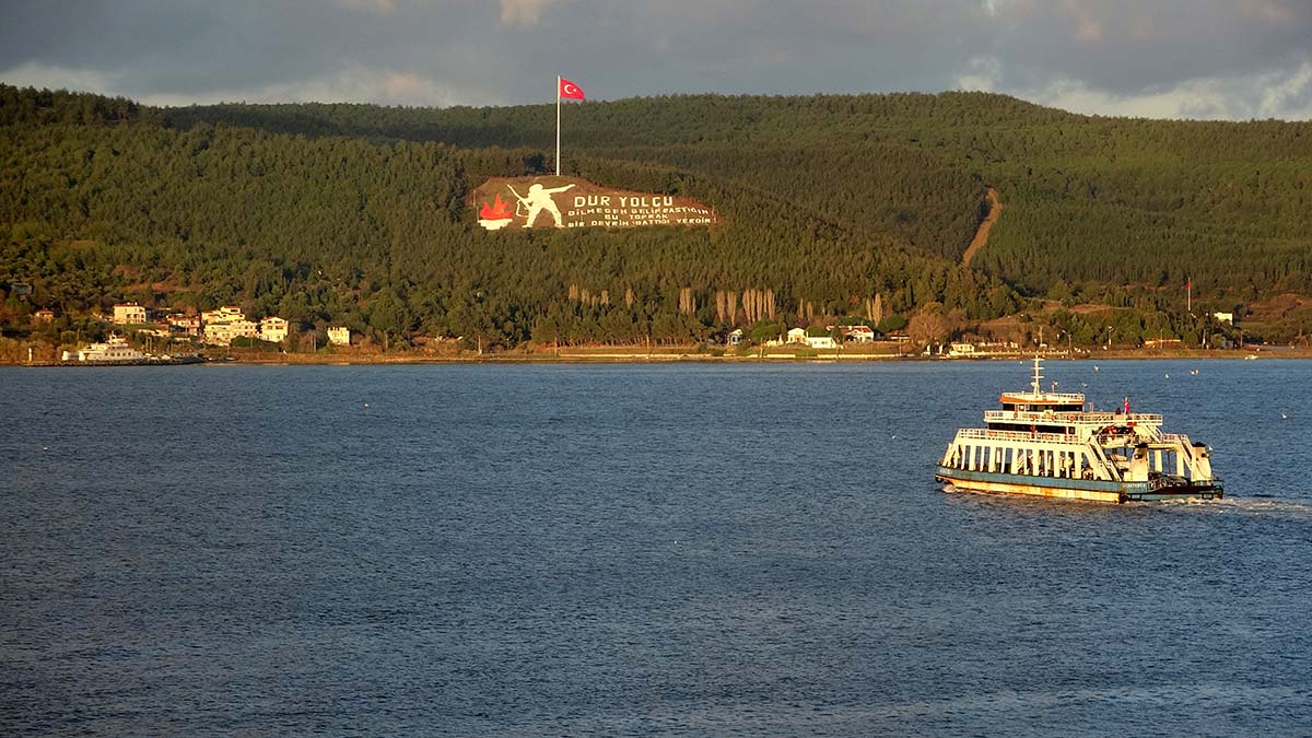 Adalara feribot seferleri iptal edildi