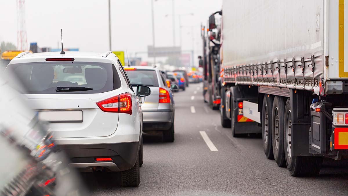 Bekle dedim gölgeme