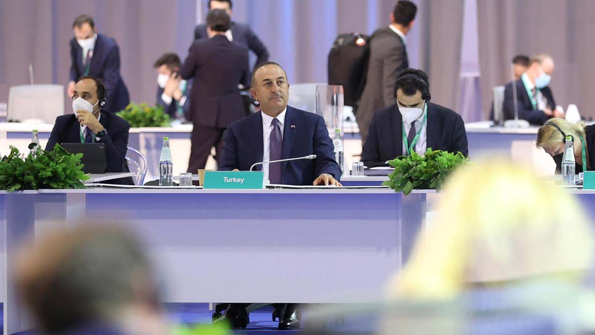 Dışişleri Bakanı Mevlüt Çavuşoğlu'nun 2021 yılı diplomasi trafiğinde, Asya’dan Avrupa’ya, Orta Doğu’dan ABD’ye birçok ülkede temaslarda bulunduğu belirtildi.