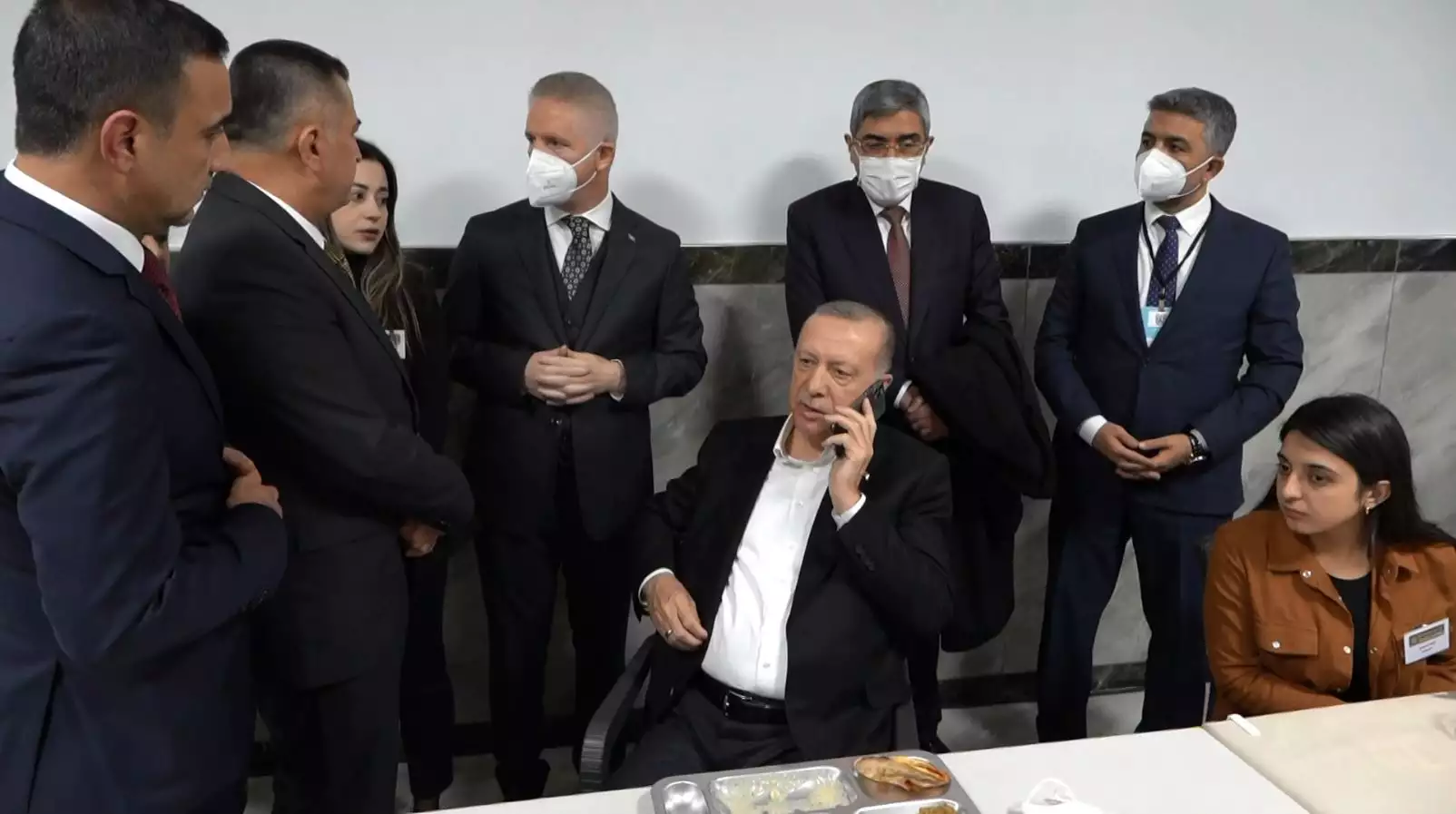 Mhurbaşkanı recep tayyip erdoğan, dün gece asiye ateş'in babası hüseyin ateş ile telefonda görüştü.