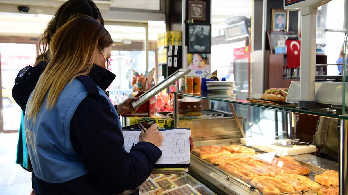 Yılbaşı öncesi iş yerleri mercek altına alındı