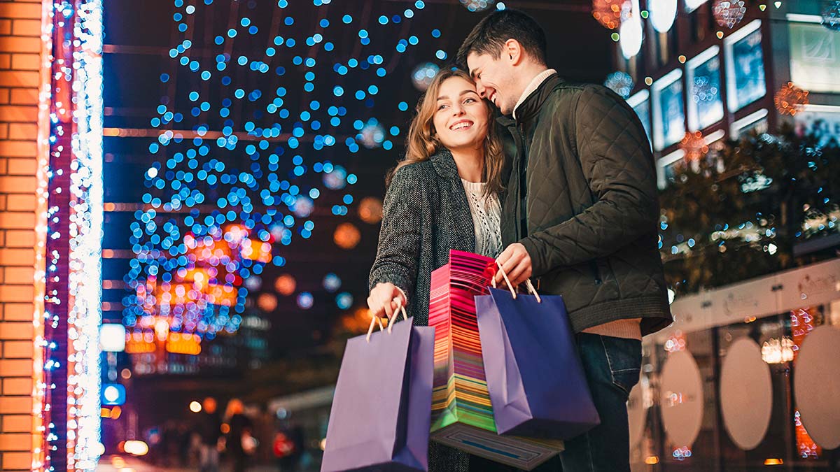 Pandeminin etkisinde yılbaşı alışverişi