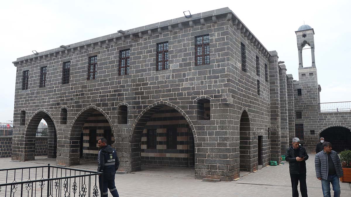 Surp Hovsep Ermeni Katolik Kilisesi'nde ayin yapıldı