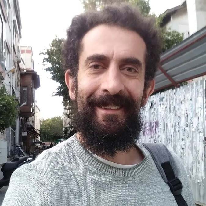 Ali murat altunmeşe (42), kaldığı apartmanın 11'inci katından düşerek hayatını kaybetti.