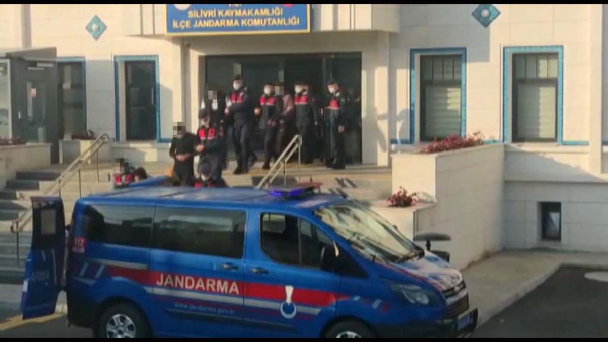 Jandarma hırsızlık çetesini çökertti