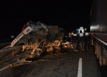Feci kazada anne ve kızı öldü