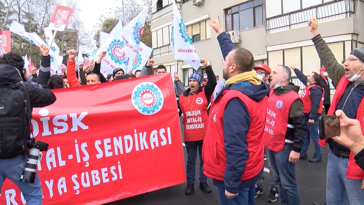 DİSK'ten asgari ücret mitingi