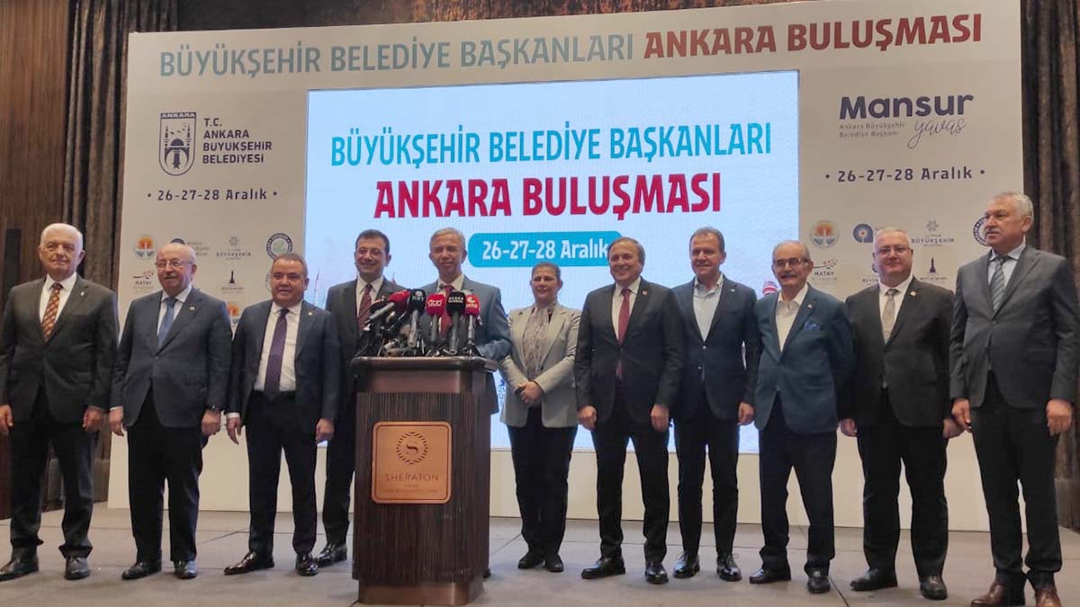 İBB'ye yapılan haksızlığı reddediyoruz