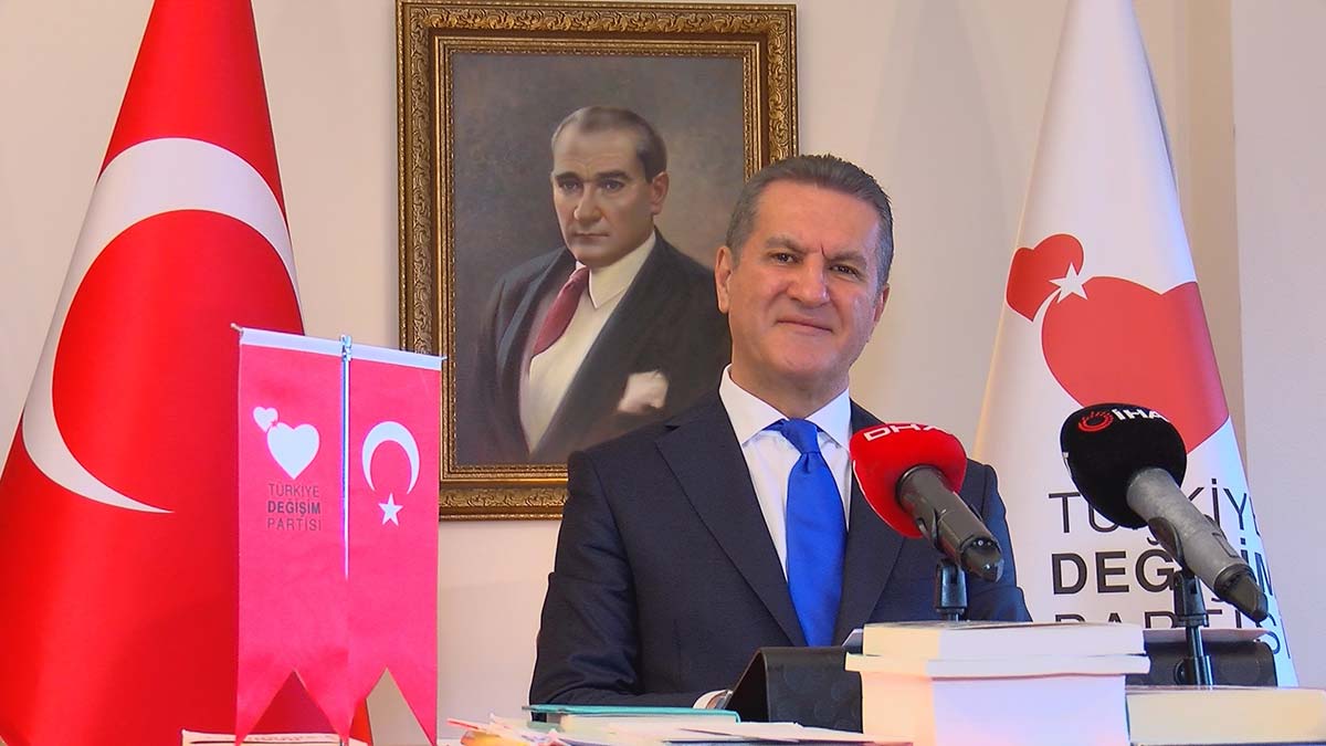 2022 yılında siyasetin dilini değiştirelim