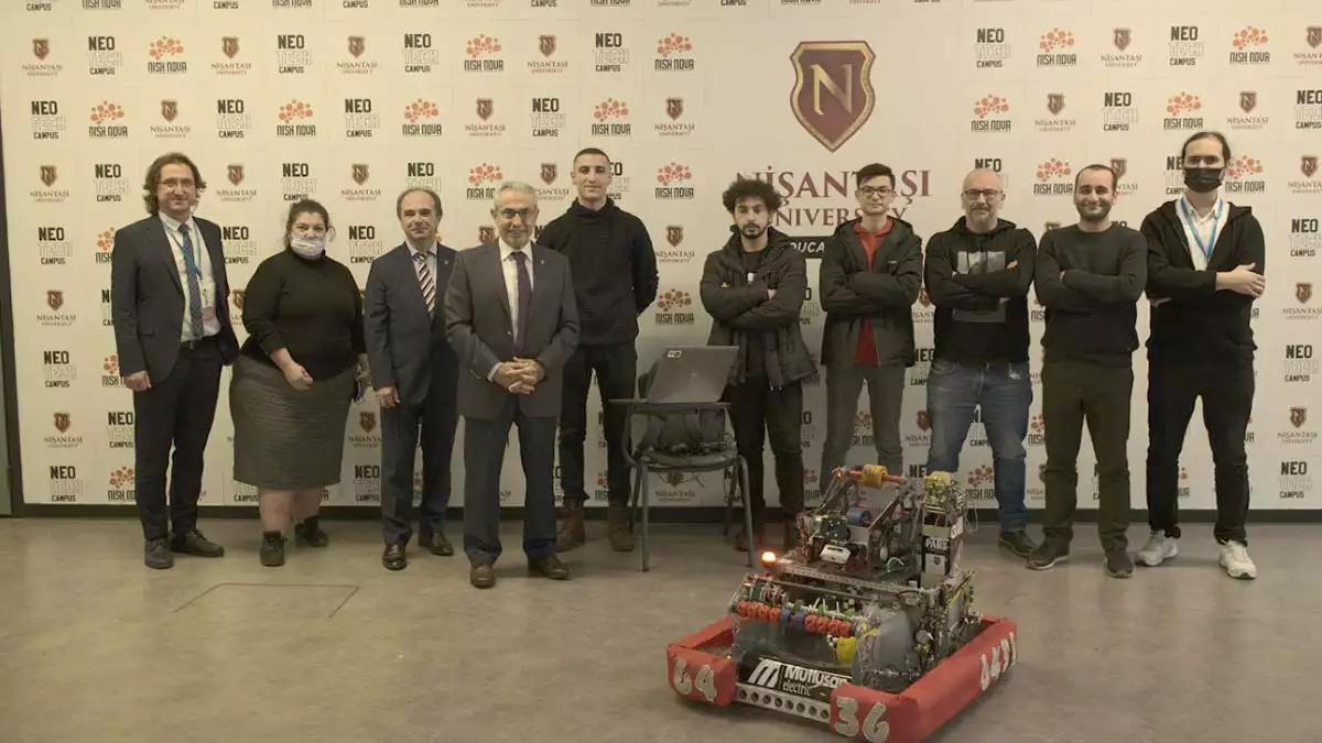 Neochallenge robotik yarışması ödülleri sahiplerini buldu