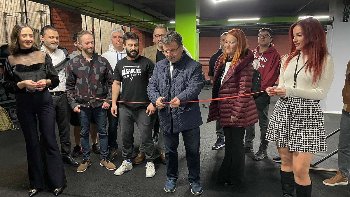 Türk sporuna hizmet etmek için çalışıyoruz