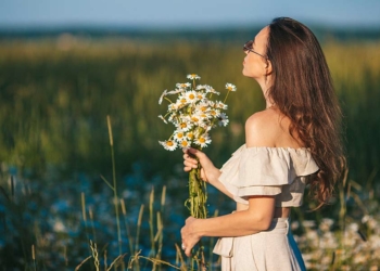 Bir anda gelen o papatya ablam