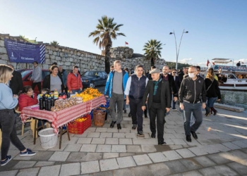 İzmir Sığacık sahili yepyeni bir görünüme kavuştu