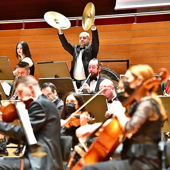 17-23 aralık tarihleri arasında ahmed adnan saygun sanat merkezi’nde (aassm) düzenlenen mizah festivali'nde kahkaha dolu final.