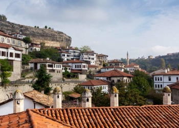 Geçmişin mirası tarihi evlere seyahat