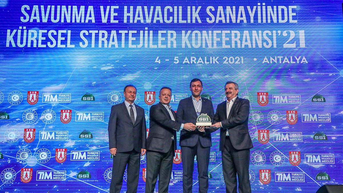 Cumhurbaşkanlığı Savunma Sanayii Başkanı Prof. Dr. İsmail Demir S-400'ün ikinci sistemi ile ilgili belirli alanlarda somut gelişmeler olduğunu söyledi.