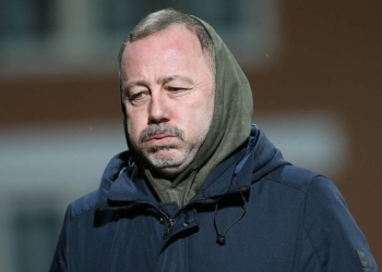 Ayrılıkta sevdaya dahildir