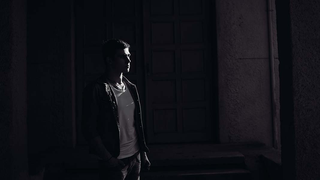 Sakallarını keseceğim yalnızlığımın