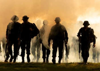 Uzak bir yol öyküsü