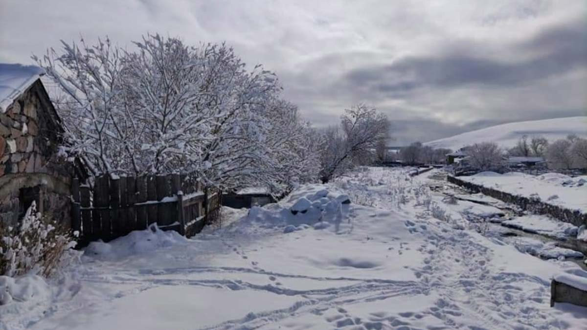 Göle sıfırın altında 30 dereceyi gördü