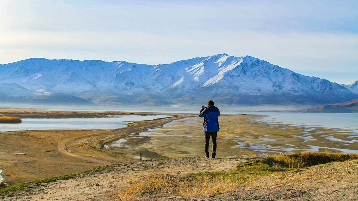 Van Gölü'ndeki çekilme fotoğraflarda