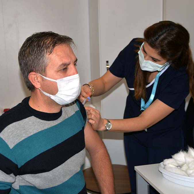 Mersin'de Turkovac uygulanmaya başladı